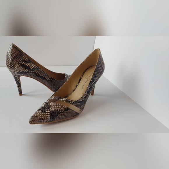 Rayla pointed toe pump - Picture 13 of 13